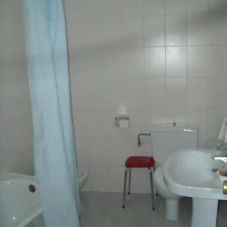 Гостевой дом Hostal Residencia Avenida 2*