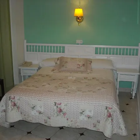 Гостевой дом Hostal Residencia Avenida Куэнка